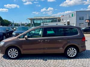 Volkswagen Sharan 2.0 TDI DSG Highline 2011 — miniatura 4