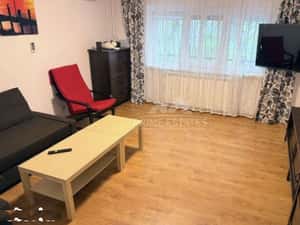 De inchiriat apartament de 2 camere langa Promenada