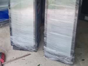 Inchiriem vitrine frigorifice verticale, și lada frigorifica pentru ev — miniatura 2