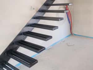 Confecții metalice - scări ,terase , balustrade , garduri , porți — miniatura 9