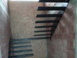 Confecții metalice - scări ,terase , balustrade , garduri , porți — miniatura 10