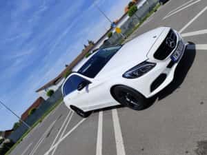 Mercedes Benz C200 Night Edition — miniatura 10