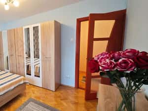 Apartament mare, decomandat, bucatarie separata. PET FRIENDLY. — miniatura 5