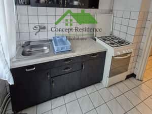 2 camere, etaj 1, 48 mp – zonă centrală — miniatura 1