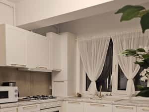Inchiriez apartament 2 camere  modern  -51 mp,  aproape METROU — miniatura 5