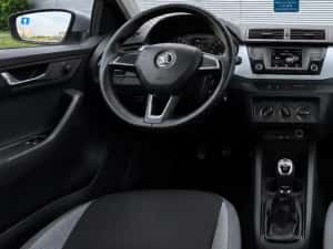 Vand Skoda Fabia diesel 1.4TDI 2017 inmatriculata RO LED Facelift posibilitate rate / leasing / finantare impecabila urgent consum foarte bun — miniatura 3