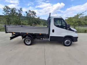 Iveco daily basculabil — miniatura 3