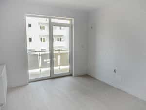 Vanzare apartament 1 camera bloc NOU, loc parcare Inclus — miniatura 4