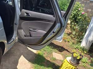 Opel Astra Manuală 148 HP Diesel — miniatura 5