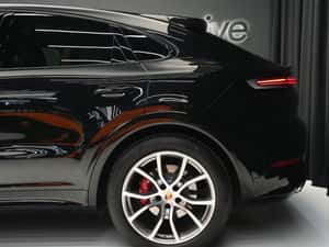 Porsche Cayenne 2023 - 475 cp, 13.811 km, 104.894 EUR — miniatura 6