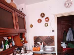 Vand apartament 3 camere semidecomandat Corabia Olt — miniatura 4