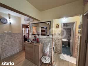 Apartament de vanzare etaj 2 + pivnita 3 camere 55 mpu  Valea Aurie — miniatura 6