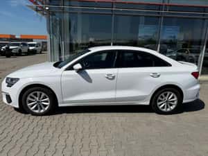 AUDI A3 2.0 30 TDI MT Advanced / Car No 160 — miniatura 5