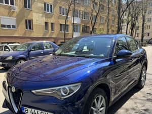 Alfa Romeo Stelvio SUV 280 CP, automată, 143.000 km — miniatura 2