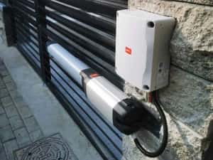 Usa pentru garaj, rulouri exterioare, automatizari porti, bariere — miniatura 5