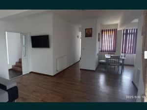 Vand apartament cu 4 camere pe 2 nivele in Sanmartin str Carmen Sylva — miniatura 4