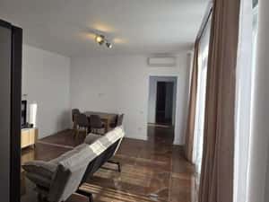 Penthouse de inchiriat - 3 camere, 2 bai, 2 terase - Tunari — miniatura 6