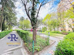 Ap. modern și spațios, 3 camere separate, 2 balcoane, etaj 1