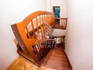 Apartament deosebit pe două nivele în zona Centrala Timisoara — miniatura 3