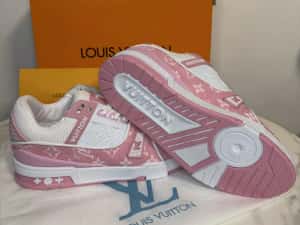 Adidasi L O U I S V U I T T O N  Roz