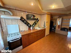 Apartament 3 camere, decomandat, 86 mp, cartier George Enescu, zona Si — miniatura 5