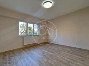 Apartament de vânzare cu 1 camere în zona Rogerius, Oradea