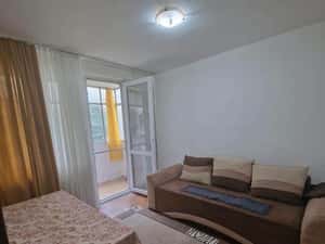 De vanzare apartament cu 2 camere si balcon, etajul 1 — miniatura 3
