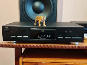 Jvc XL-V120BK. O piesă de top. Date tehnice mari. Ca nou ! Preț fix ! — miniatura 5