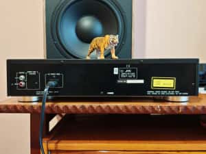 Jvc XL-V120BK. O piesă de top. Date tehnice mari. Ca nou ! Preț fix ! — miniatura 9
