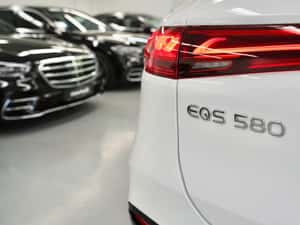 Mercedes-Benz EQS SUV 544 cp Electric Second-Hand — miniatura 3