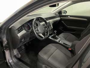 Volkswagen Passat 2021, 150 CP, 15.790 EUR — miniatura 5