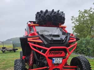 Vând polaris rzr pro xp 4x4 Reductor  mic mare buggy ssv utv offroad diferențial blocabil servo muzică cabină închisă incălzire ștergătoare  trolii — miniatura 4