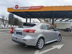 Mitsubishi Lancer 1.8 mivec benzina 133000 km euro 5 — miniatura 10