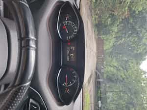 Vand Peugeot 308 2017 Benzina 1200 cmc Neavariata — miniatura 3