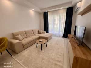 Apartament cu 2 camere la parter de inchiriat