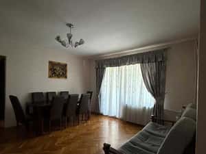 Chirie apartament 4 camere Nufarul — miniatura 3