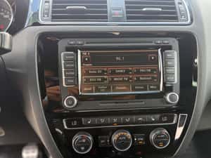 VOLKSVAGEN JETTA 2.0 D — miniatura 7
