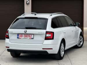 Skoda Octavia 2019 Virtual Cockpit — miniatura 3