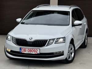 Skoda Octavia 2019 Virtual Cockpit — miniatura 9