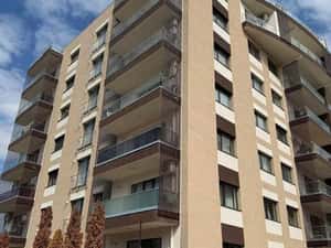 apartament 3 camere