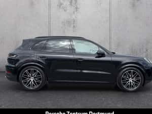 Porsche Cayenne SUV 2015 — miniatura 6