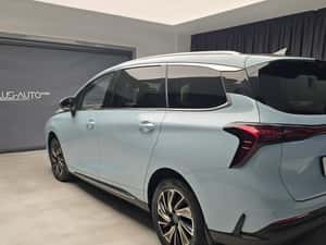 DFSK Forthing 4 - Break / Estate, 61.603 km, 23.980 EUR — miniatura 7
