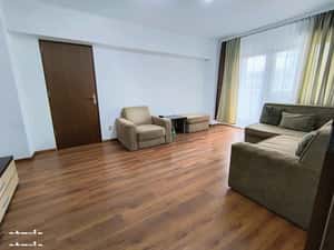 Apartament 3 camere- Calea Mosilor