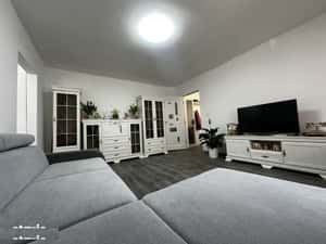 Apartament 2 camere, 52mp, complet mobilat si utilat- Dambovita — miniatura 3