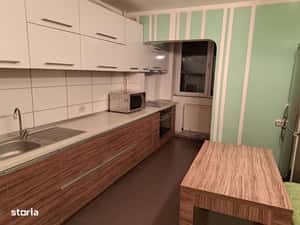 Inchiriez Ap 2 camere decomandat in strand — miniatura 6