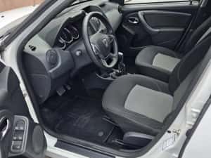 Dacia Duster , An 2018 , AUTOMAT , 1,5D , 7900€ — miniatura 7