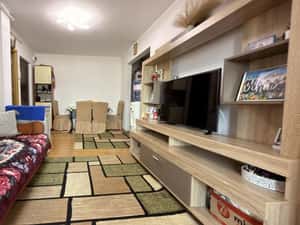 Apartament 2 camere decomandate transformat in 3 de vanzare in km 4-5 — miniatura 4