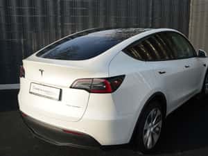 Tesla Model Y SUV second-hand de vânzare — miniatura 4