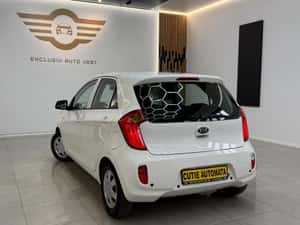 Kia Picanto Automată 86 HP Benzină — miniatura 4