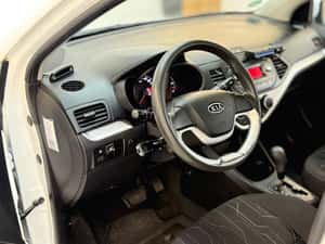 Kia Picanto Automată 86 HP Benzină — miniatura 7